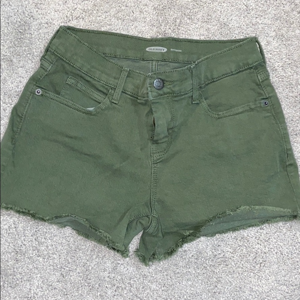 Old navy green boyfriend cut off shorts size 0